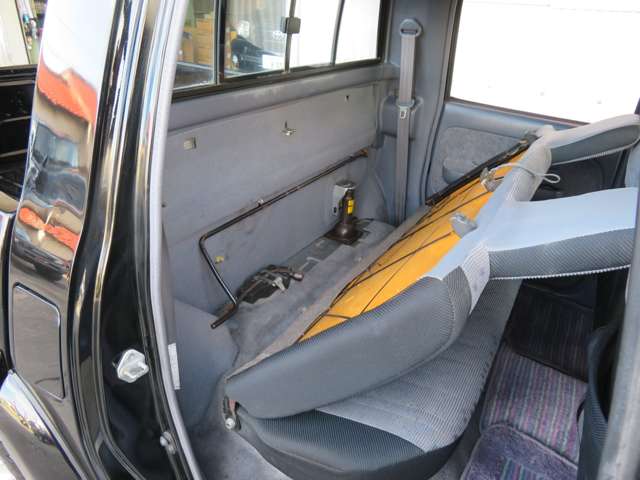 U00046548549_13_005.jpg