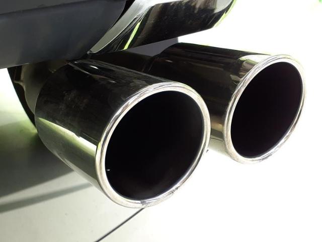 UZ0048254212_46_001.jpg