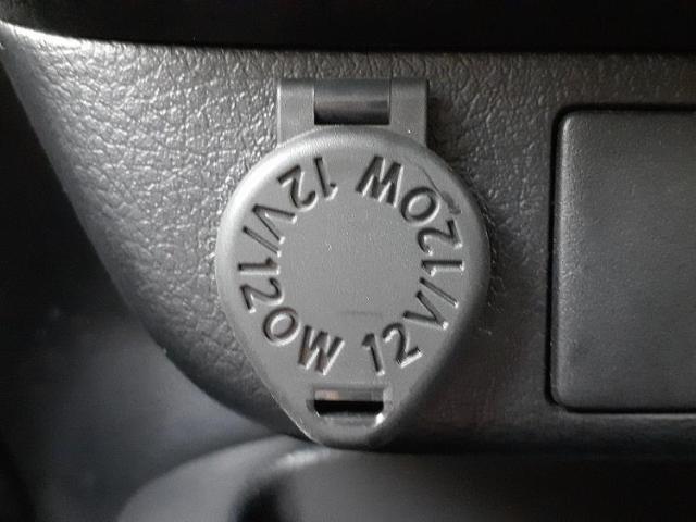 UZ0048254212_57_001.jpg