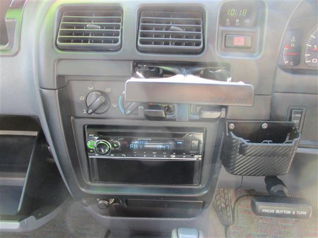 UJ0048063328_19_002.jpg