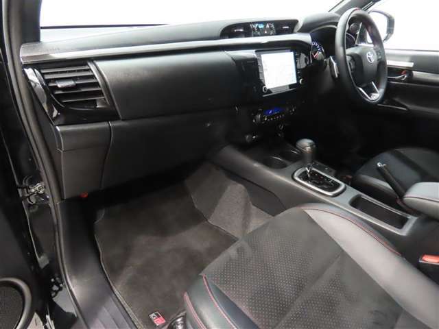 U00048451518_11_001.jpg