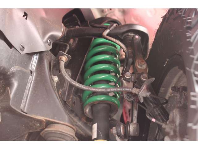 UJ0039776952_61_002.jpg