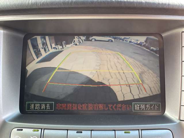 U00048069742_18_003.jpg