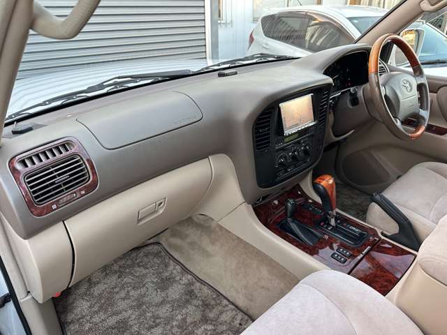 U00047315045_38_004.jpg