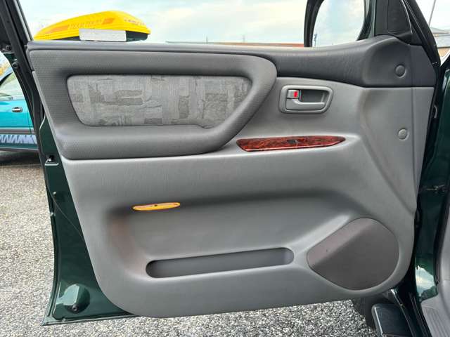 U00047023441_63_004.jpg