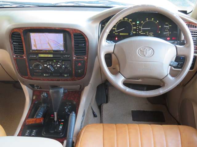U00047368945_37_005.jpg