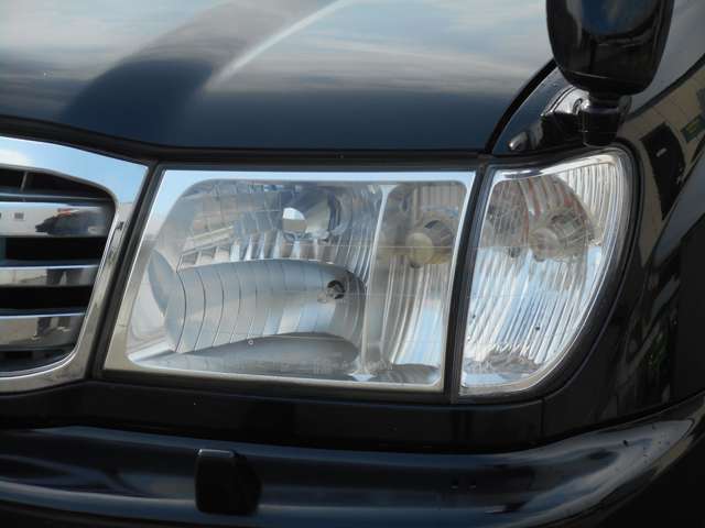 U00047738514_44_001.jpg