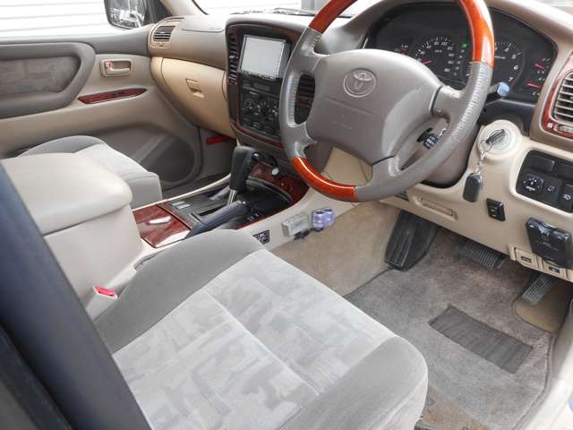 U00047738514_49_001.jpg