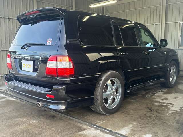 UJ0048023554_31_001.jpg