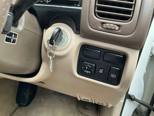 U00048468527_33_001.jpg