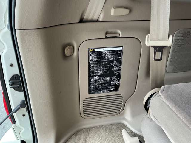 U00048468527_77_001.jpg