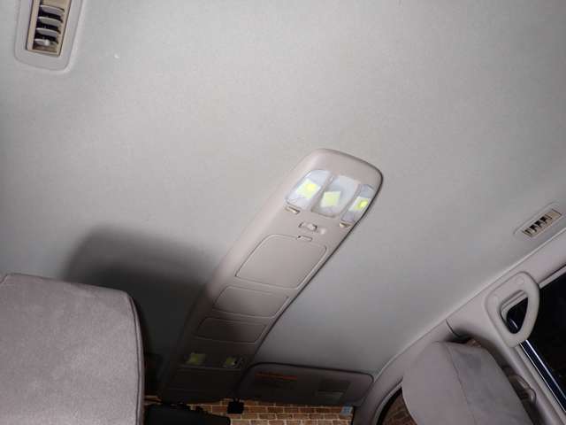 U00047074490_37_001.jpg