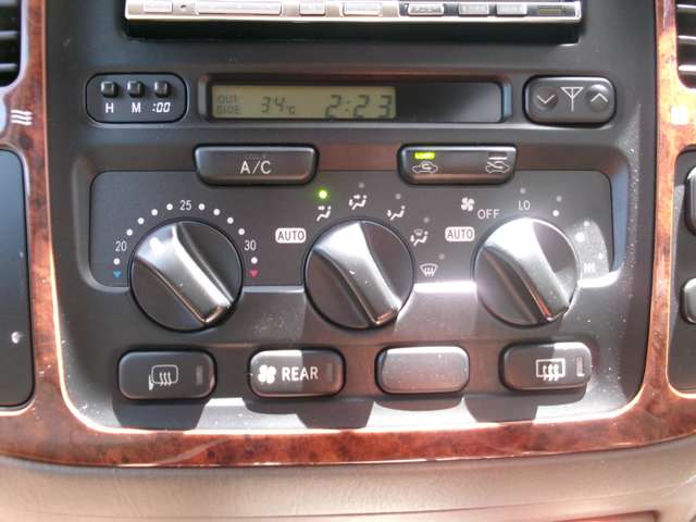 U00047641730_30_001.jpg