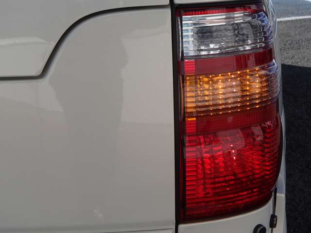 U00047722033_37_001.jpg