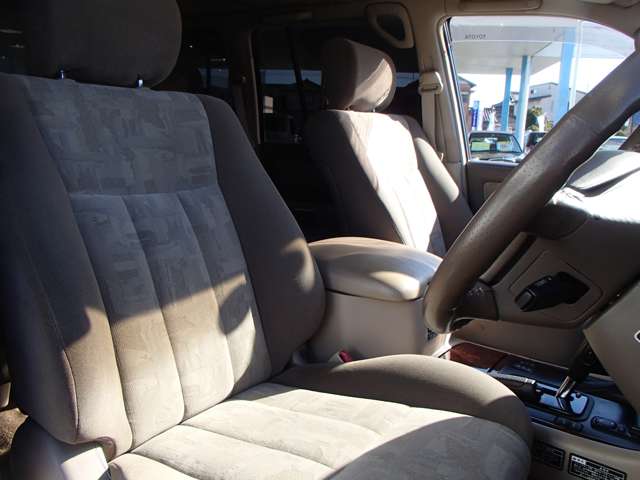 U00047722033_55_001.jpg