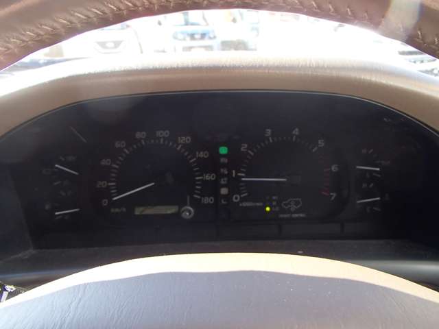 U00047722033_84_001.jpg