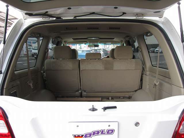 U00048030903_17_001.jpg