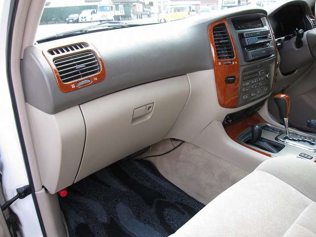 U00048030903_33_001.jpg