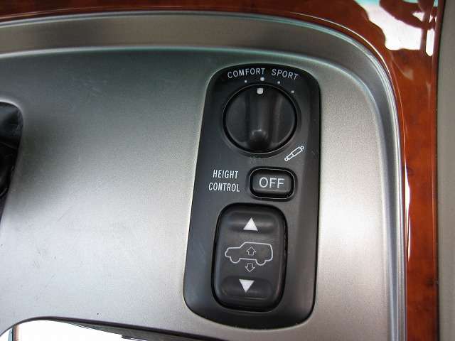 U00048030903_44_001.jpg