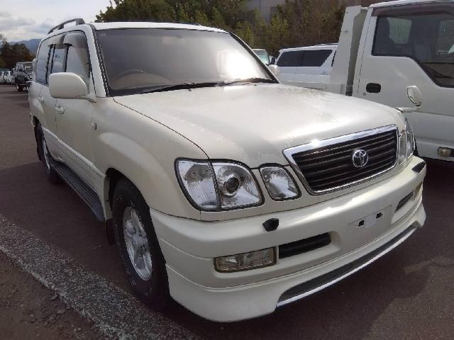UZ0048121136_3_001.jpg
