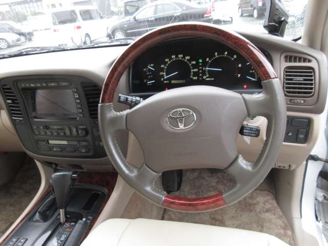 U00040330801_17_001.jpg
