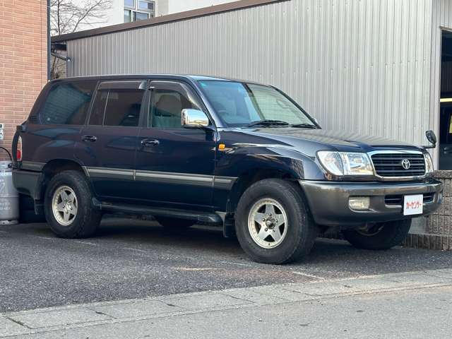 UJ0047761944_3_002.jpg