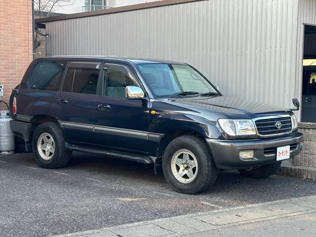 UJ0047761944_77_002.jpg