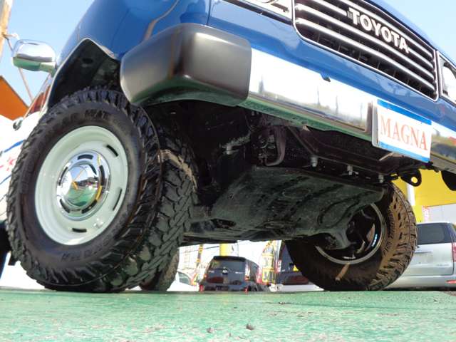 U00048390008_11_001.jpg