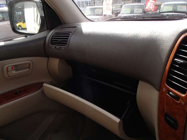 U00047668678_66_001.jpg