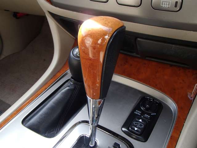 U00047668678_70_001.jpg