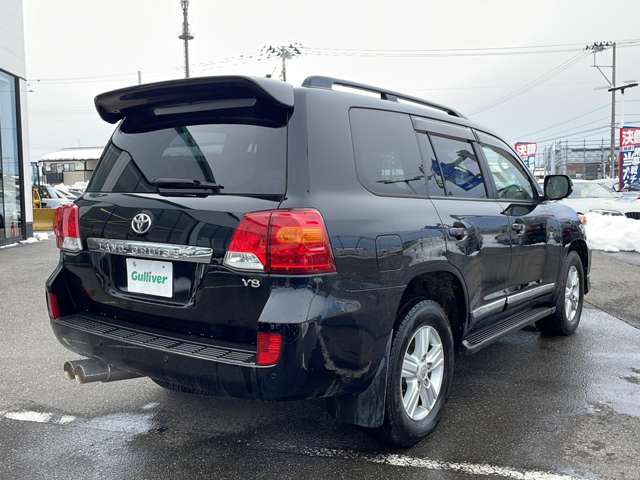 UZ0047820003_50_003.jpg