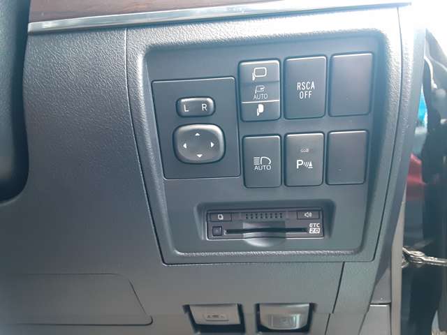 U00047177591_15_003.jpg