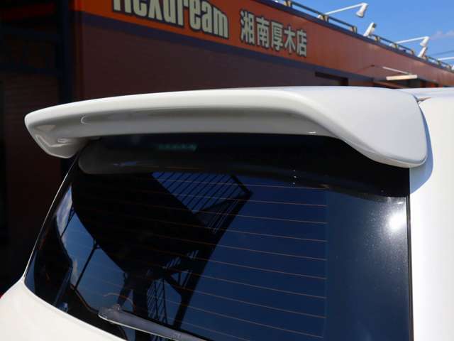 UZ0046803523_80_001.jpg