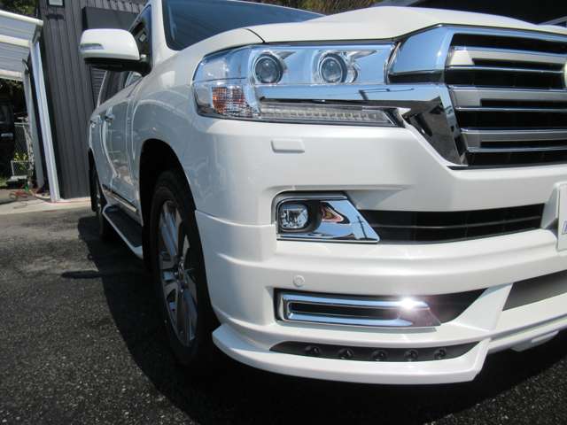 UJ0048405900_5_001.jpg