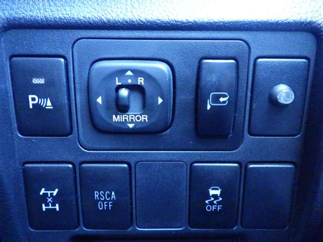U00047930329_34_004.jpg