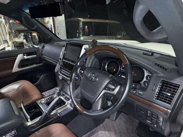 U00047836334_61_001.jpg
