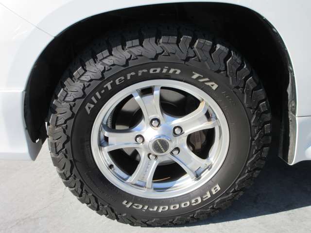 U00047923213_11_001.jpg