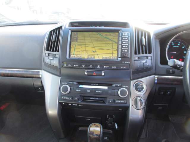 U00047923213_31_001.jpg