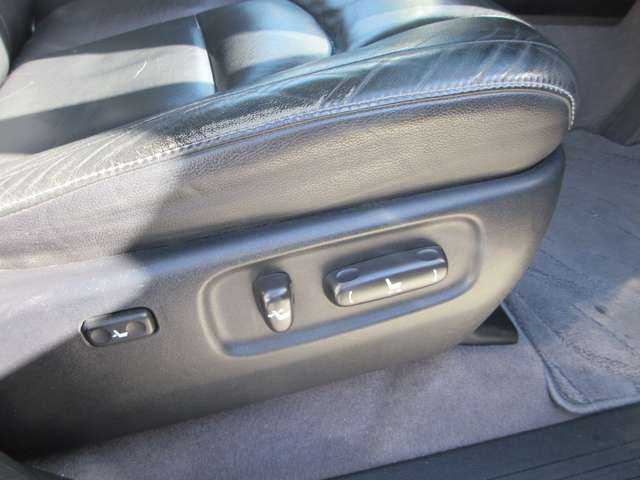 U00047923213_54_001.jpg
