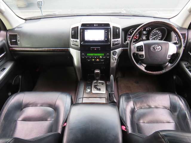 U00048329858_9_002.jpg