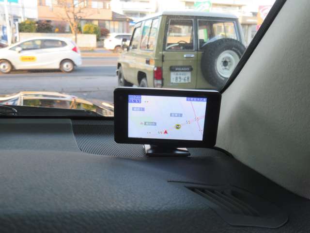 U00047441836_70_007.jpg
