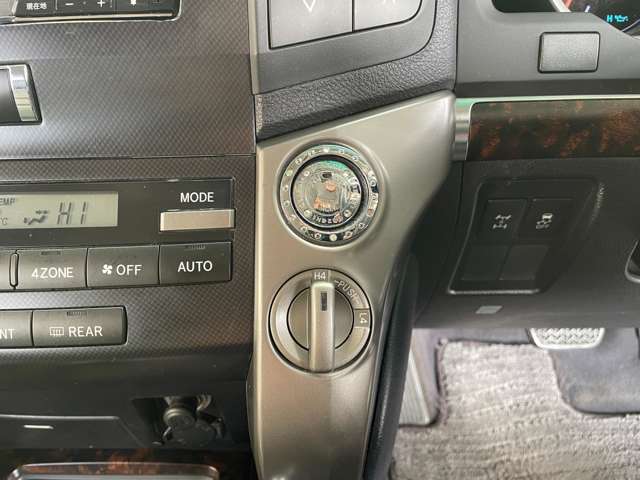 U00048143870_51_003.jpg