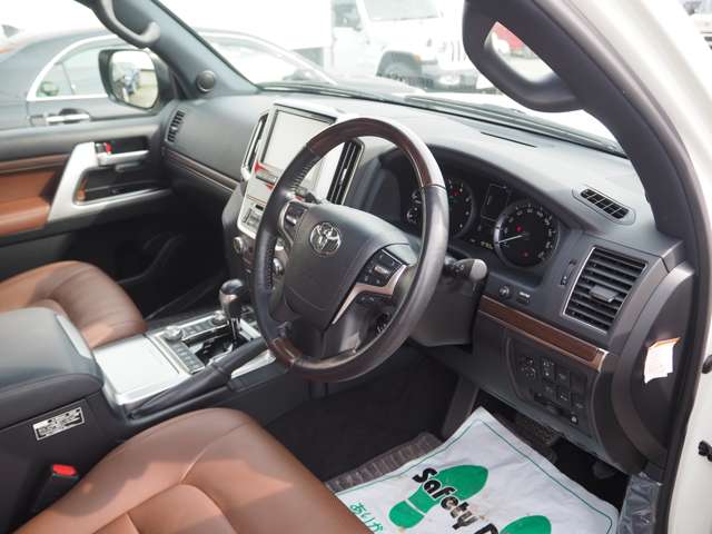 U00046931849_45_001.jpg