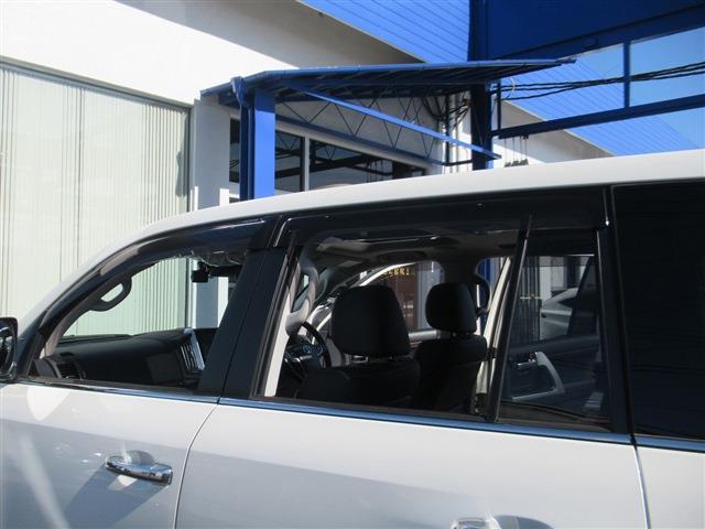 UJ0048070965_67_001.jpg