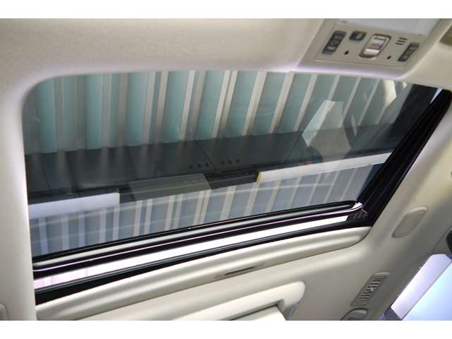U00047748981_54_001.jpg
