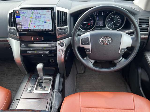 U00042297710_13_001.jpg