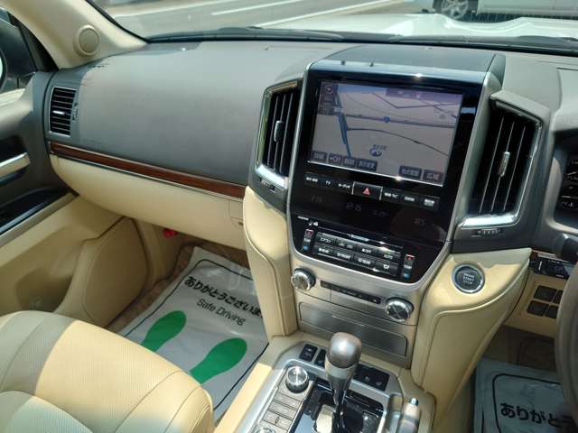 U00044209069_53_008.jpg