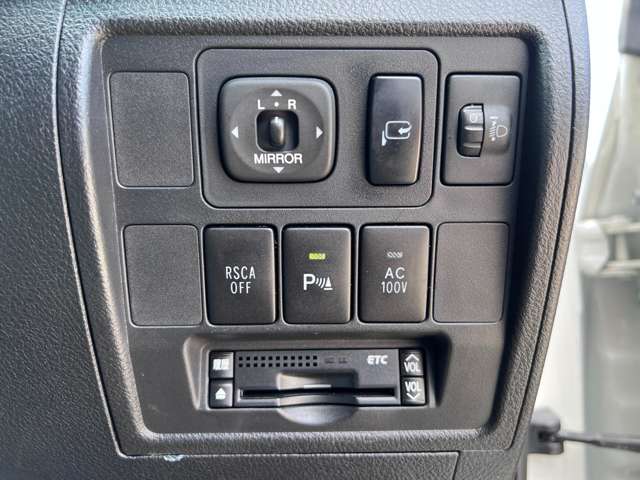 U00042113113_16_001.jpg