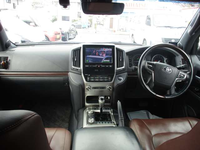 UJ0047905469_2_003.jpg