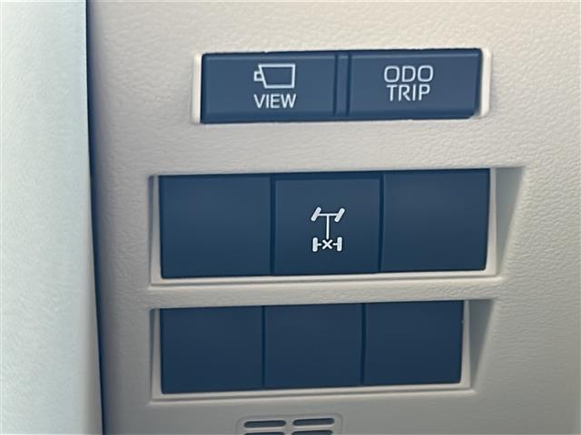 UZ0048353466_14_002.jpg